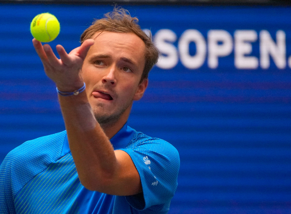 他此次带伤 他此次带伤